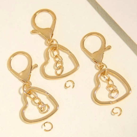 Heart Keychain Holder - Picture 2 of 2